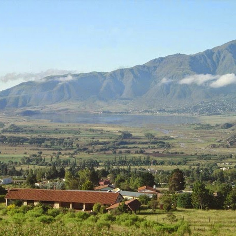 Tafí del Valle combina un clima ideal con uno de los paisajes mas sorprendentes de la Argentina.