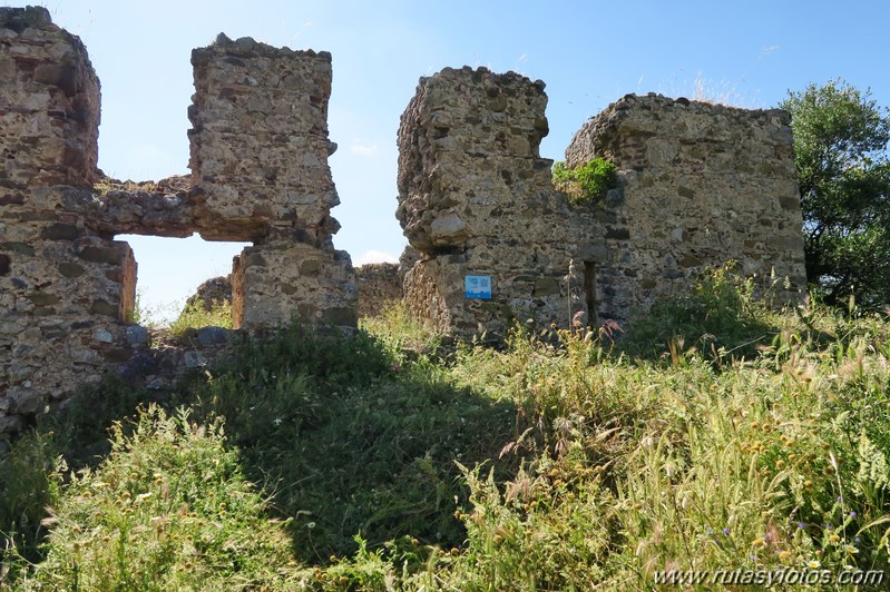 Benaocaz - Salto del Cabrero - Castillo de Aznalmara