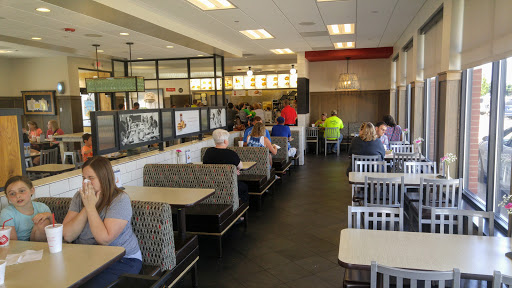 Fast Food Restaurant «Chick-fil-A», reviews and photos, 101 Veterans Pkwy, Normal, IL 61761, USA