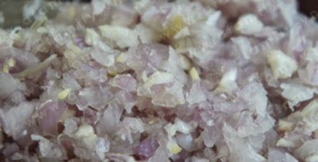 Chiêu dùng lò vi sóng để có món mắm tép chưng thịt giòn thơm