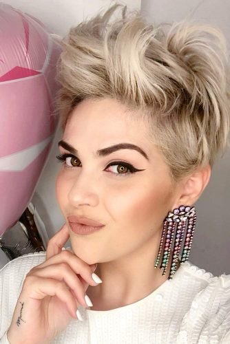 32 Pixie Cuts For Women Who Want To Look Stylish - Fashionre