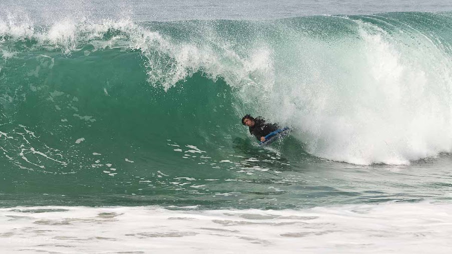 IMAGE: https://lh3.googleusercontent.com/-Lu6Urm7t1uM/UDK33nfC5vI/AAAAAAAAPI4/yeCE7NHtfZU/s903/ZB3W7179-Edit.jpg