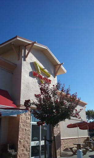 Hamburger Restaurant «In-N-Out Burger», reviews and photos, 1371 Grand Ave, Covina, CA 91724, USA