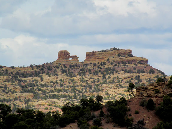 Foot-in-Mouth Arch