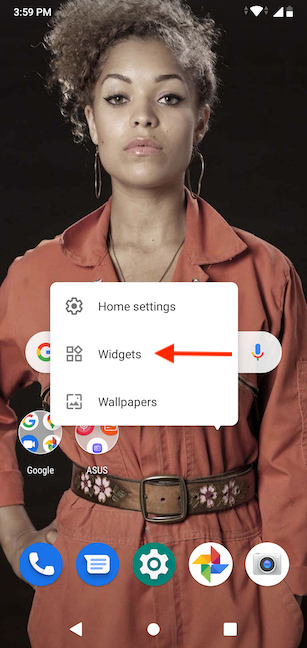 Toque Widgets en el menú de la pantalla de inicio