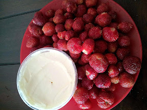 PSU Portland Farmers Market Strawberries and Creme Fraiche