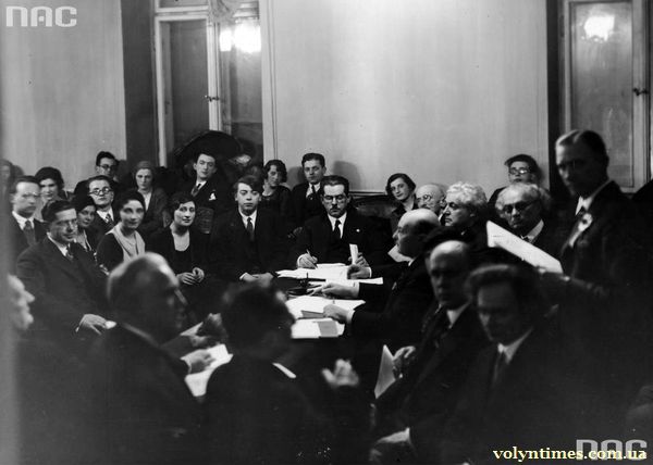 Другий Міжнародний конкурс піаністів ім. Ф.. Шопена у Варшаві 1932 р. у Вищій школі музики ім. Фредеріка Шопена.