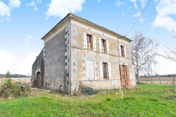 maison à Montpellier-de-Médillan (17)