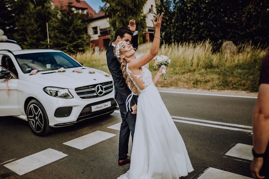Fotógrafo de casamento Dawid Rolew (dawidrolew). Foto de 8 de abril 2019