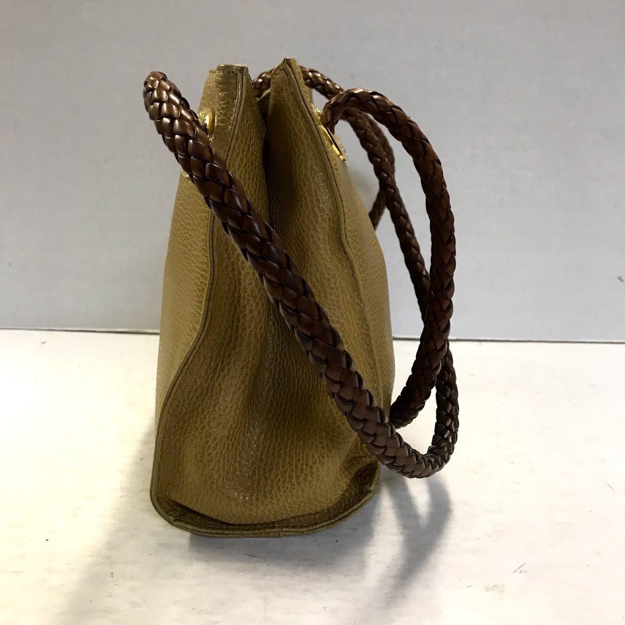 Desmo Shoulder Bag
