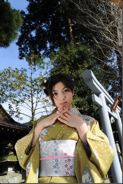 Saori Hara in Kimono_246748-0077