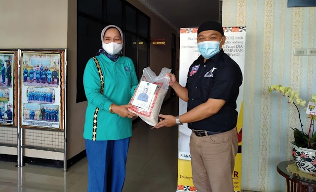 Ketua Tim Penggerak PKK Provinsi Lampung Dukung Program OPG ACT Bandar Lampung Berupa 50 Paket Beras
