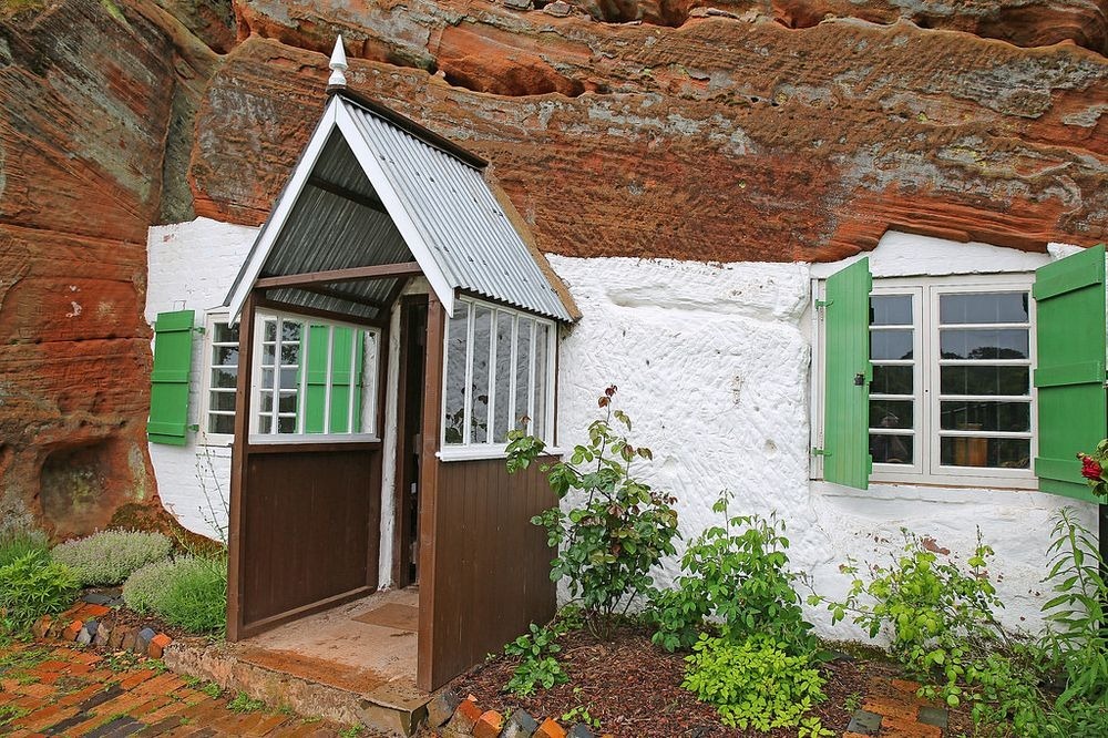 holy-austin-rock-house-kinver-6