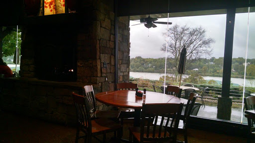 American Restaurant «Lakeside Tavern», reviews and photos, 10911 Concord Park Dr, Knoxville, TN 37922, USA