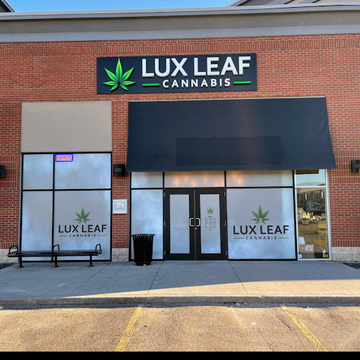 Lux Leaf Cannabis - South Edmonton Common logo