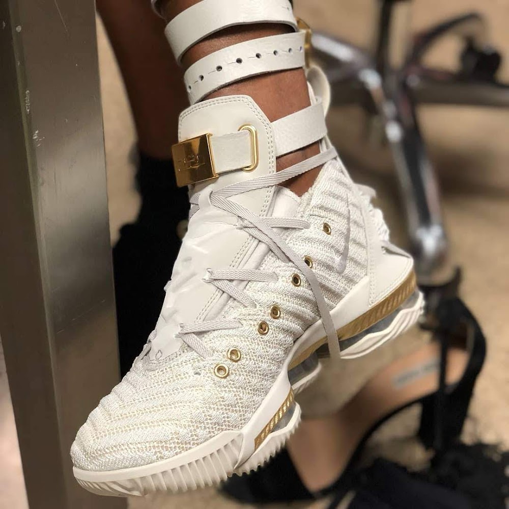 hfr x wmns lebron 16