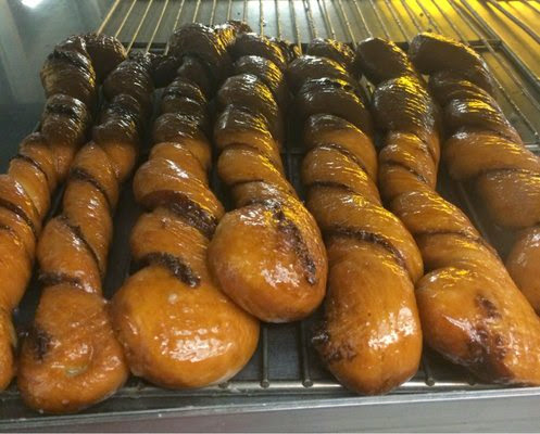 Donut Shop «The Donut Man», reviews and photos, 915 E Rte 66, Glendora, CA 91740, USA