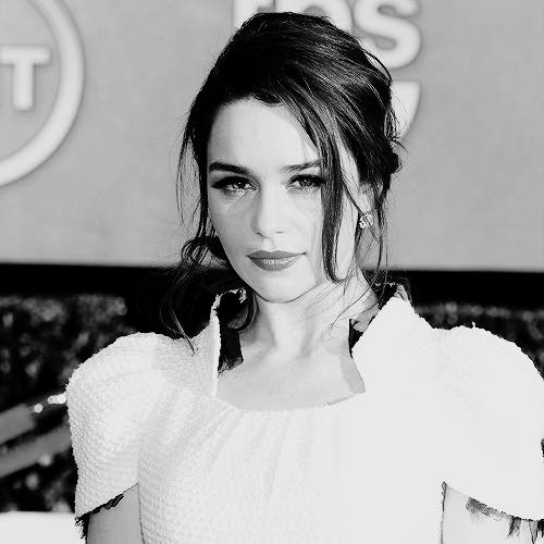 Emilia Clarke Awesome Images