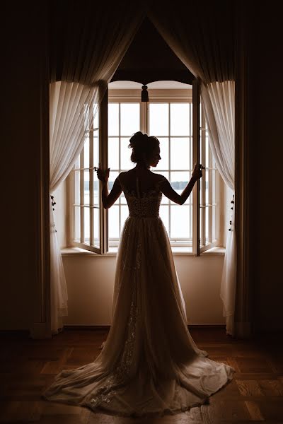 結婚式の写真家Živilė Poškutė (whiteshotphoto)。2019 11月4日の写真