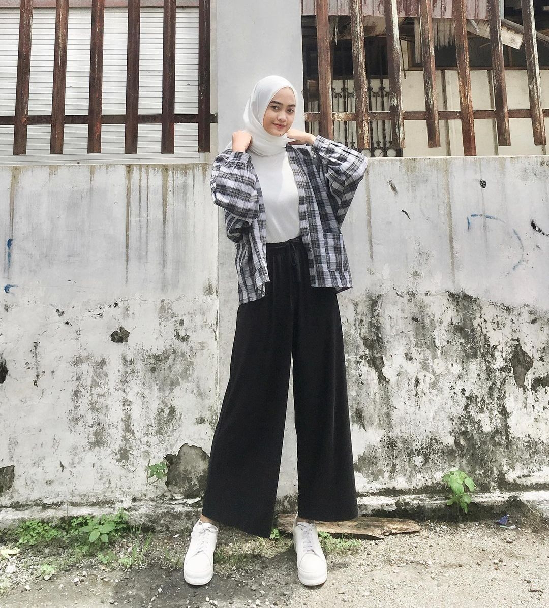 20 Ide OOTD Fashion Hijab Style yang ...