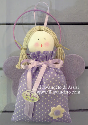 Catalogo Bomboniere Lavanda E Sacchetti Lavanda Per Matrimonio Nascita Battesimo Comunione Cerimonie Eventi Natale E Prodotti Alla Lavanda Vivaio Il Lavandeto Di Assisi