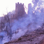 Castell de Vila-romà cremat.