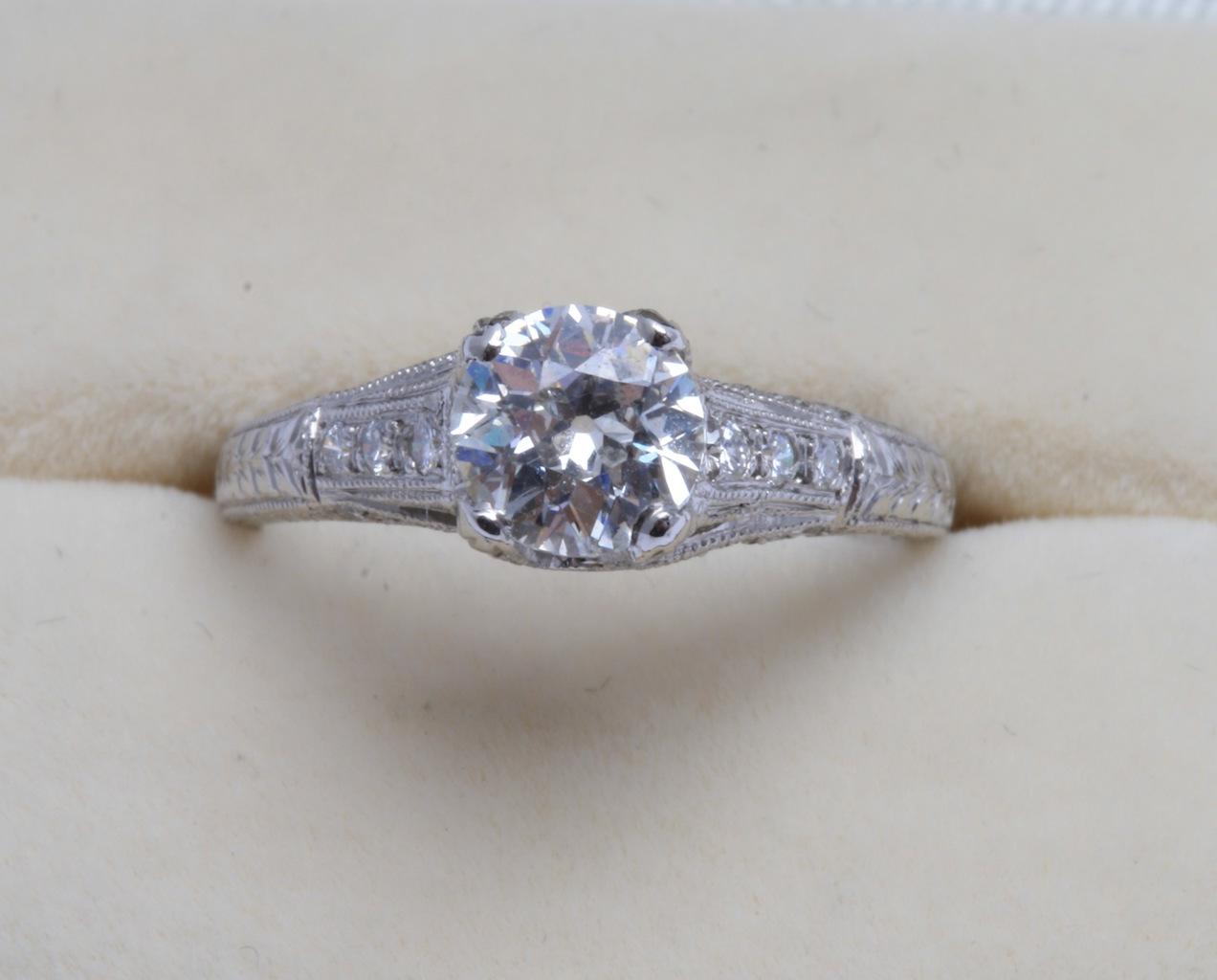 Engagement ring form Weldon