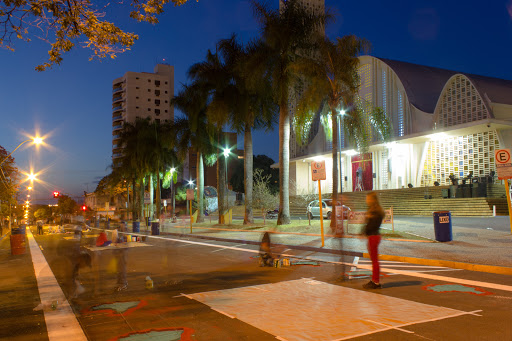 Igreja Matriz, Av. 15 de Novembro, 1788 - Alto, Matão - SP, 15990-040, Brasil, Igreja_Católica, estado Sao Paulo