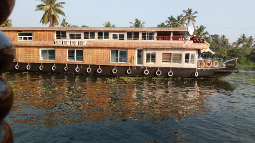 Beautiful Alleppey Houseboats, Mullappally Building, Near AC Road, Pallathuruthy Bridge, Alappuzha, Kerala 688003, India, Sightseeing_Tour_Operator, state KL