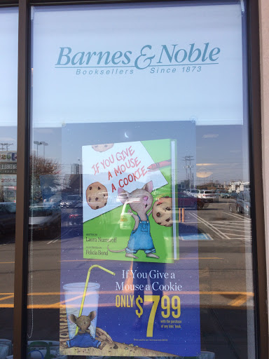 Book Store «Barnes & Noble», reviews and photos, 8029 Kingston Pike, Knoxville, TN 37919, USA