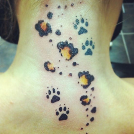 pata_e_cheetah_print_pescoço_tatuagem