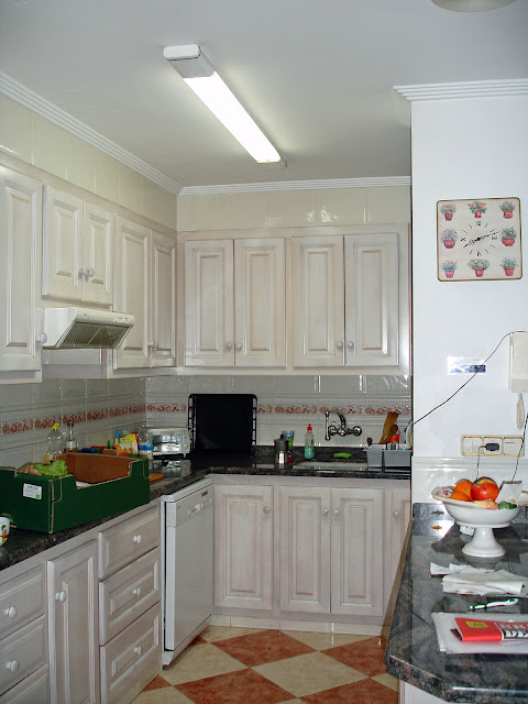 Продажный день.