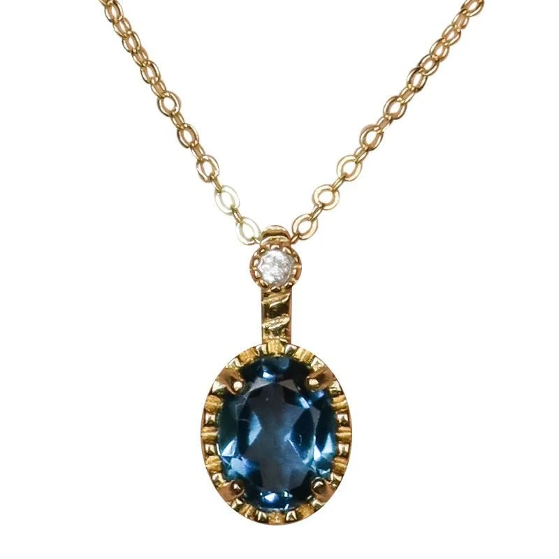 Title 3, Collier pendentif en topaze bleu japonais incru...