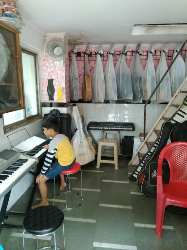 Future Music, shop n.1 annapurna tower, Kalyan-Murbad Road, Syndicate, kalyan (w) dist. thane, Maharashtra 421301, India, Music_shop, state MH