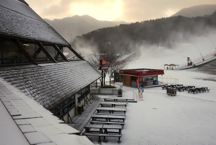 Deogyusan. Ski Resort  2011