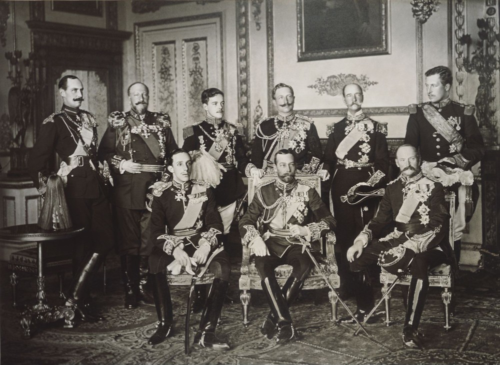 파일:external/upload.wikimedia.org/The_Nine_Sovereigns_at_Windsor_for_the_funeral_of_King_Edward_VII.jpg