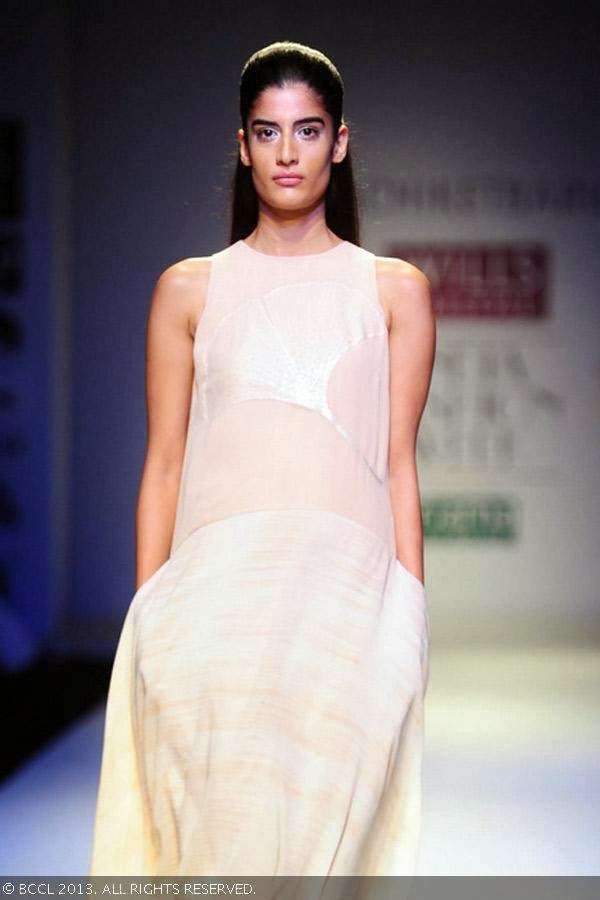 Erika flaunts a creation by fashion designer Nachiket Barve on Day 1 of Wills Lifestyle India Fashion Week (WIFW) Spring/Summer 2014, held in Delhi.