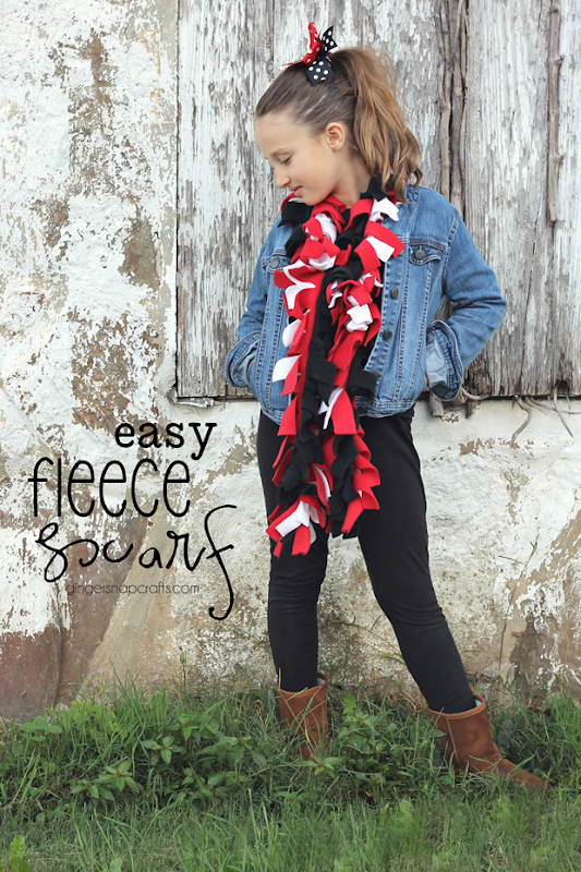 Easy Fleece Scarf at GingerSnapCrafts.com