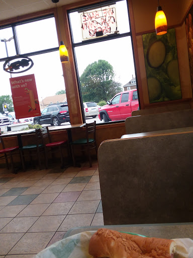 Restaurant «SUBWAY®Restaurants», reviews and photos, 902 A Ave W, Oskaloosa, IA 52577, USA