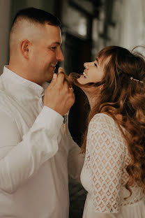 ช่างภาพงานแต่งงาน Viktor Lazutin (lazutin) ภาพเมื่อ 8 มีนาคม 2020