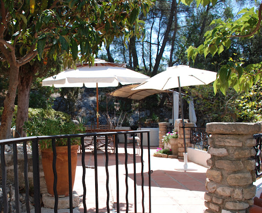 House with pool and terrace 4