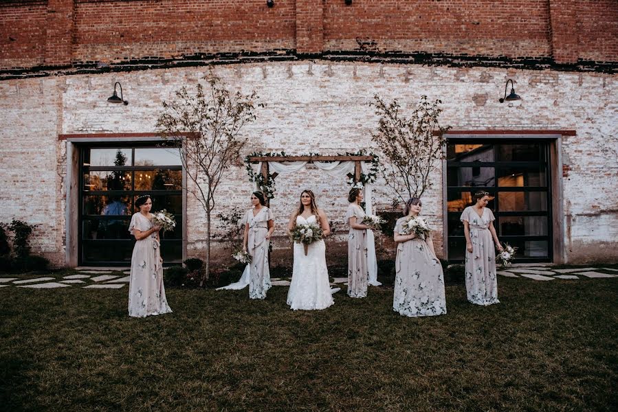 Wedding photographer Taylor Katina (taylorkatina). Photo of 30 December 2019