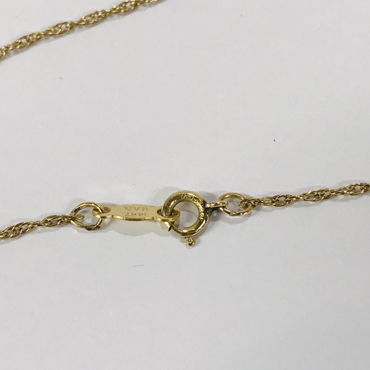 14K Gold Floral Pendant Necklace