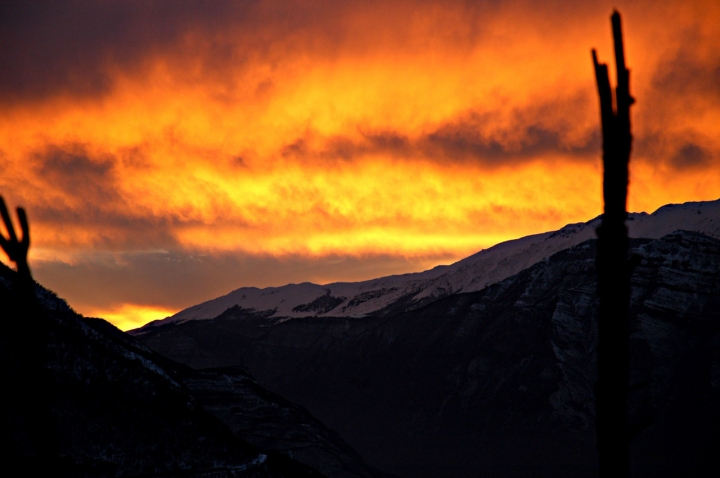 Rosso tra i monti di frayyy