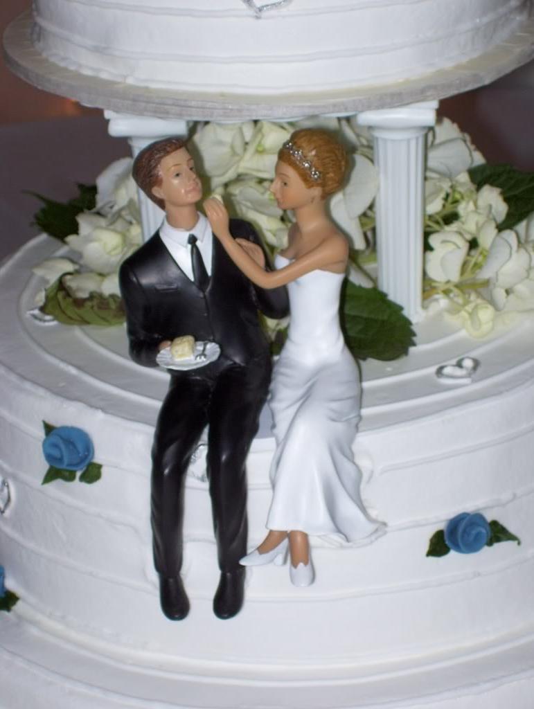 Fun wedding cake & topper