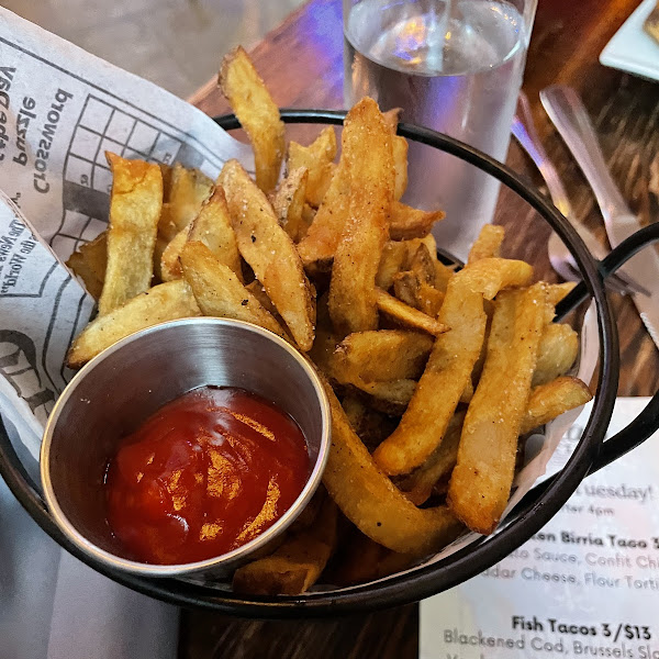 Hand cut Fries