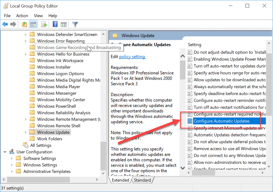 Assurez-vous de sélectionner Windows Update puis dans le volet de droite de la fenêtre, double-cliquez sur Configurer la politique de mises à jour automatiques