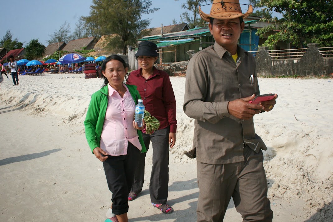 Re: Ochheuteal Beach, реально худший пляж Sihanoukville . Февраль 2014.