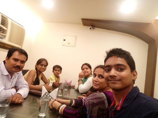 Park View, East Ramna Road, Mahavir Tola, Babu Bazar, Arrah, Bihar 802301, India, Restaurant, state BR