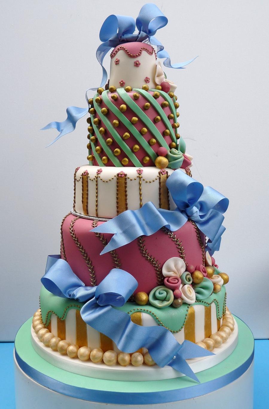 circus-weddings-cakes-pictures